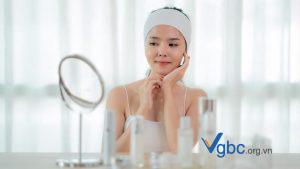 Mẹo làm sạch da mặt đúng cách cần được thực hiện theo một quy trình chuẩn để đạt hiệu quả tối ưu